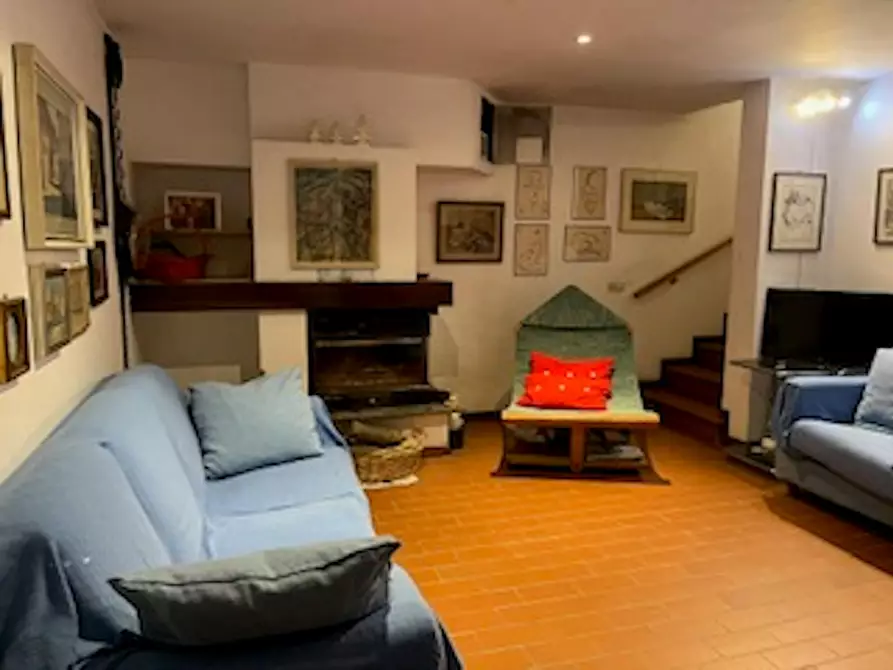 casa indipendente in affitto a Barasso