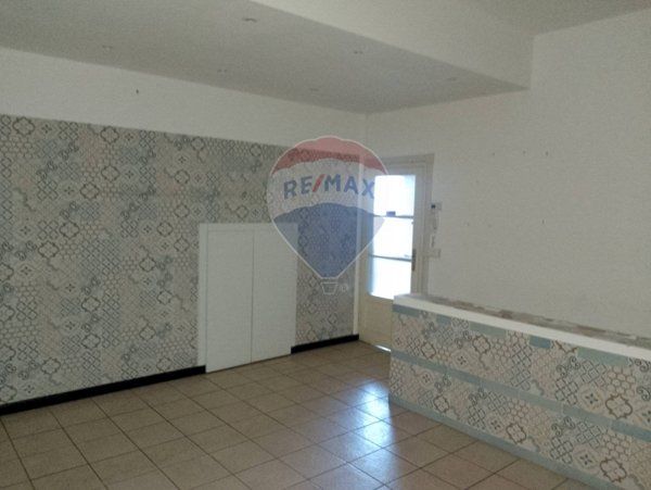locale commerciale in affitto a Besozzo
