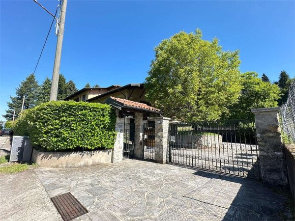 appartamento in affitto a Besozzo in zona Cardana