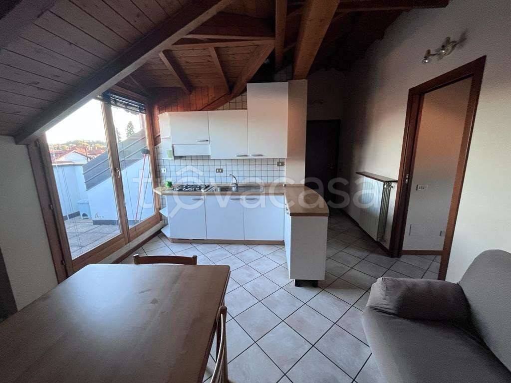 appartamento in affitto a Besozzo