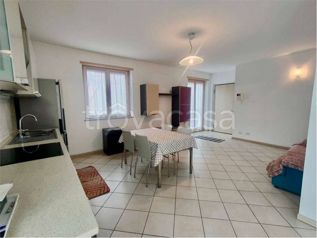 appartamento in affitto a Besozzo