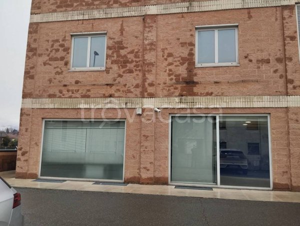 ufficio in affitto a Brebbia