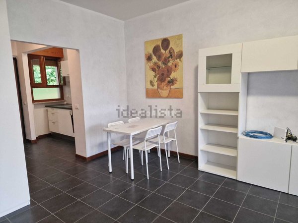 appartamento in affitto a Brusimpiano