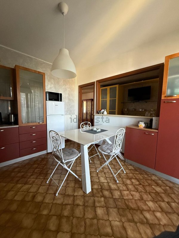 appartamento in affitto a Buguggiate