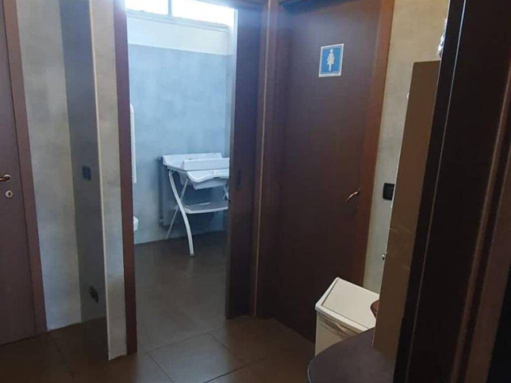 negozio in affitto a Busto Arsizio