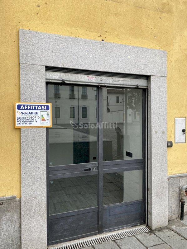 negozio in affitto a Busto Arsizio