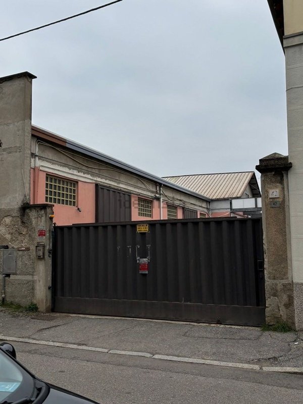 capannone in affitto a Busto Arsizio