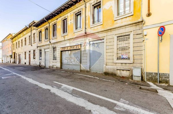 negozio in affitto a Busto Arsizio