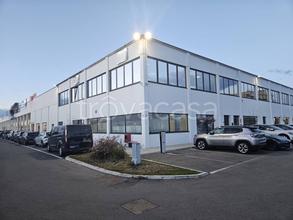 ufficio in affitto a Busto Arsizio