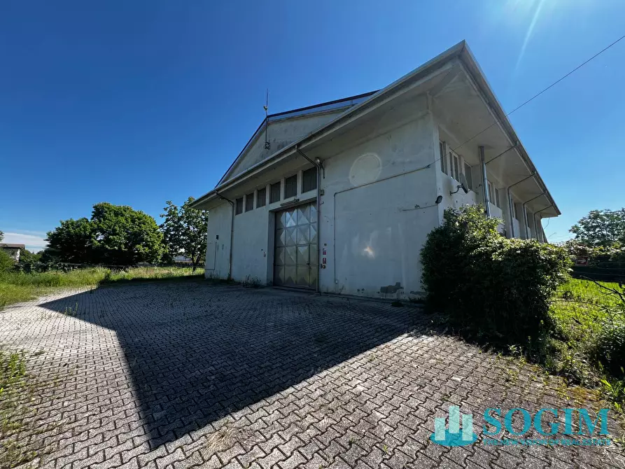 capannone in affitto a Busto Arsizio