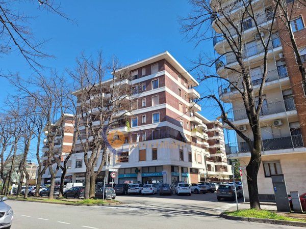 ufficio in affitto a Busto Arsizio