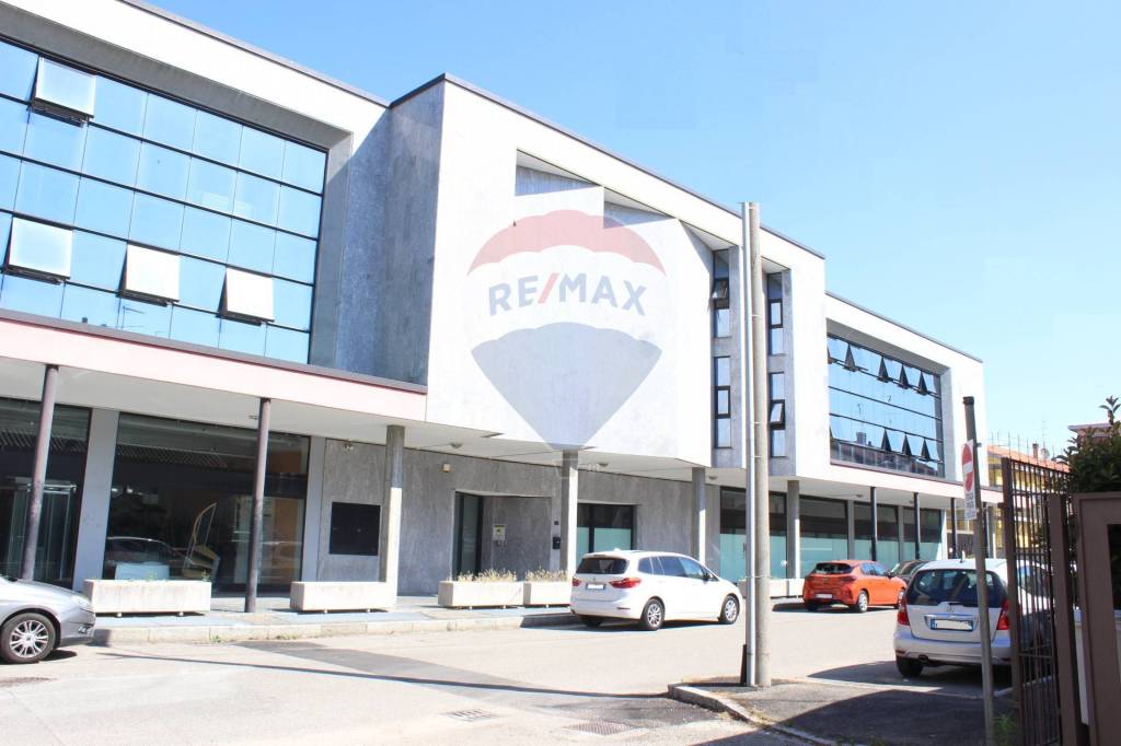 ufficio in affitto a Busto Arsizio