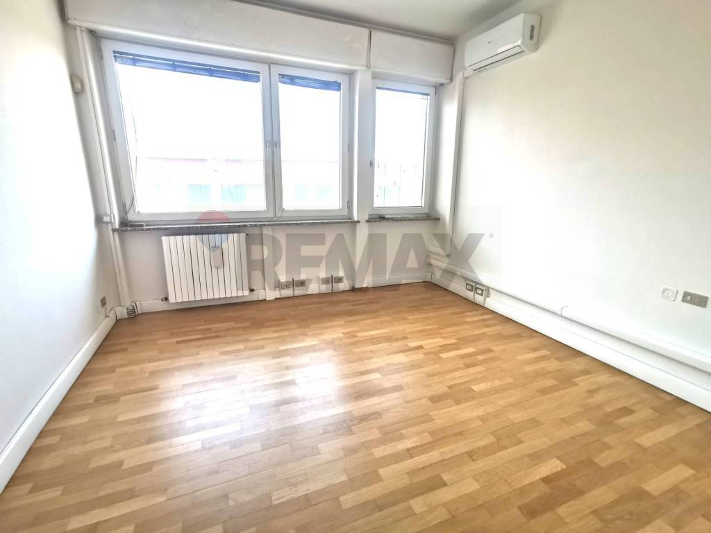 ufficio in affitto a Busto Arsizio