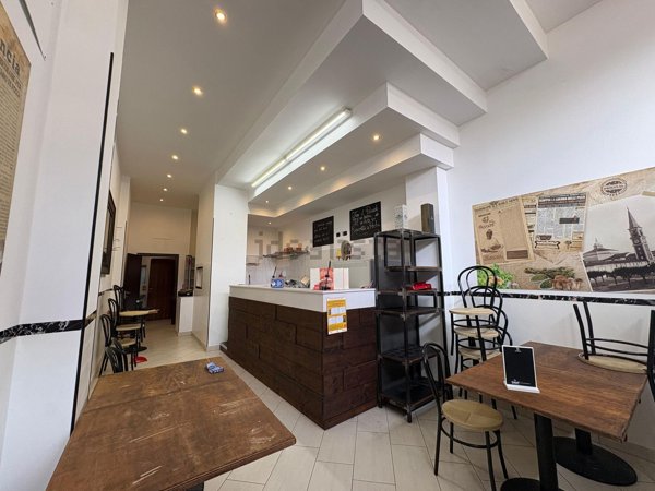 locale commerciale in affitto a Busto Arsizio