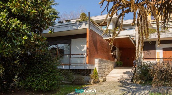 casa indipendente in affitto a Busto Arsizio