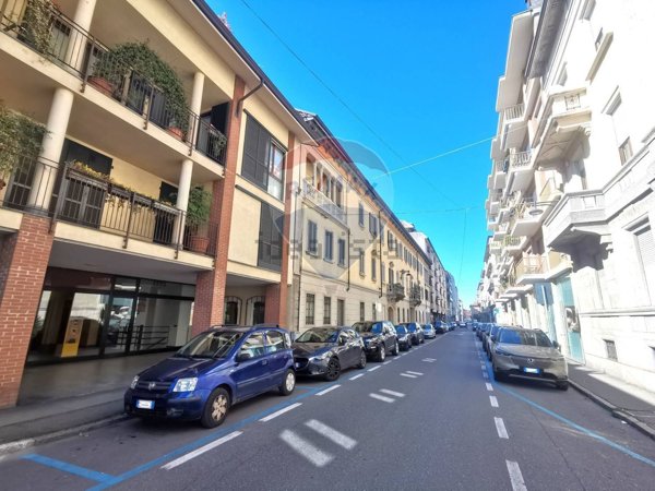 negozio in affitto a Busto Arsizio