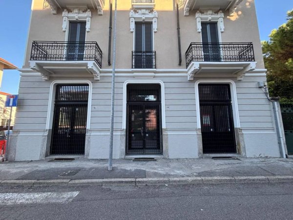 negozio in affitto a Busto Arsizio