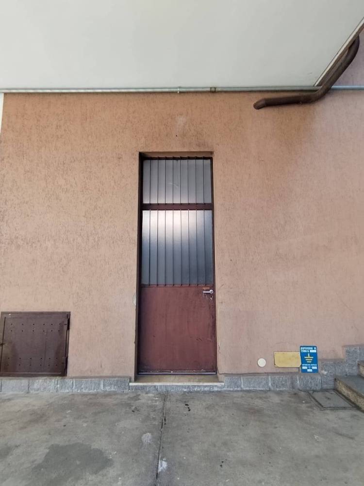 negozio in affitto a Busto Arsizio
