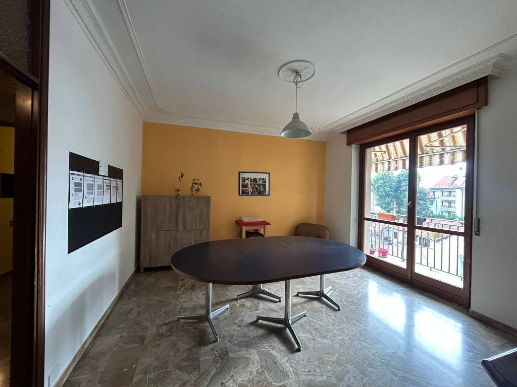 ufficio in affitto a Busto Arsizio