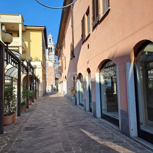 negozio in affitto a Busto Arsizio