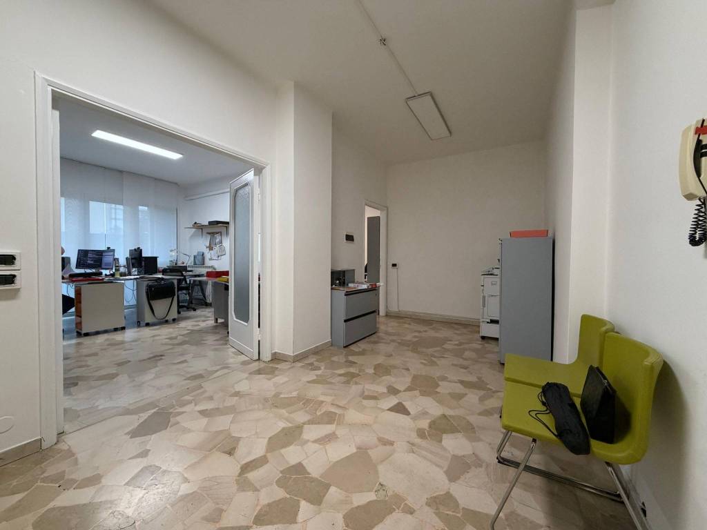 ufficio in affitto a Busto Arsizio