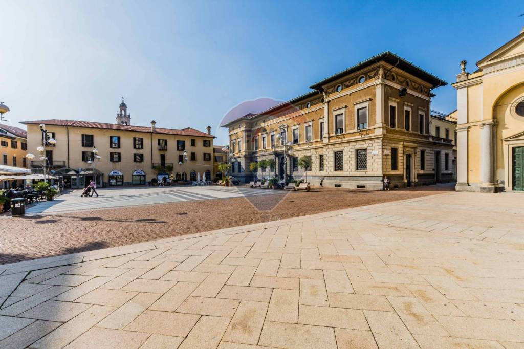 negozio in affitto a Busto Arsizio