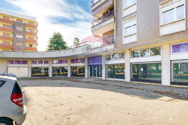 negozio in affitto a Busto Arsizio