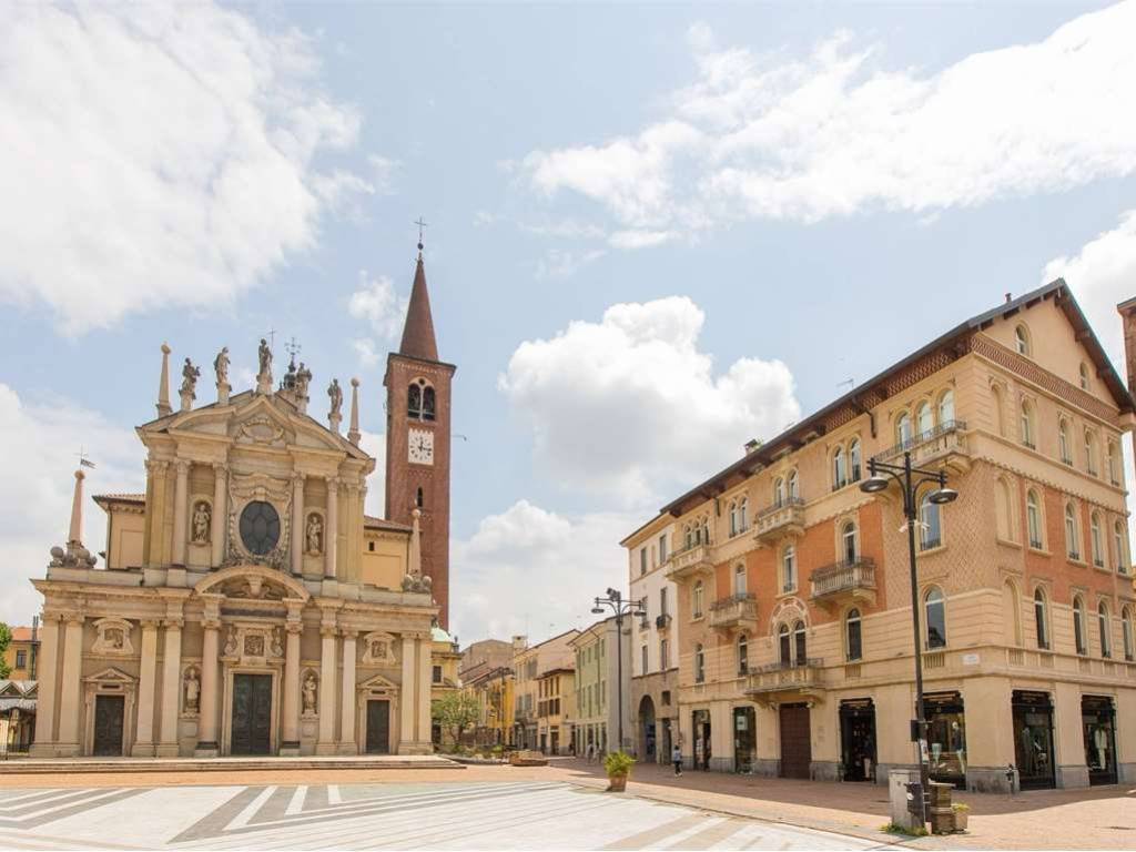negozio in affitto a Busto Arsizio