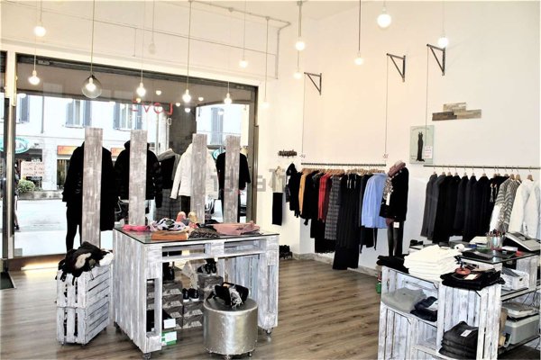 negozio in affitto a Busto Arsizio