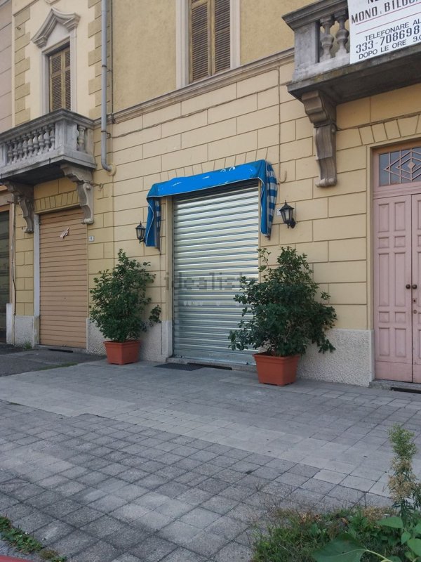 negozio in affitto a Busto Arsizio