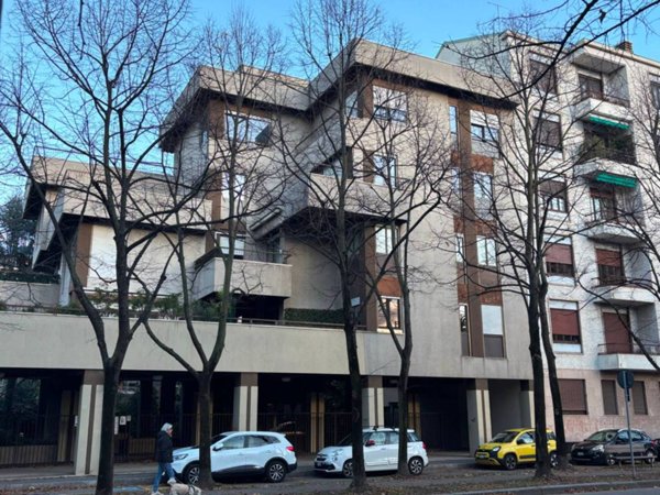 ufficio in affitto a Busto Arsizio