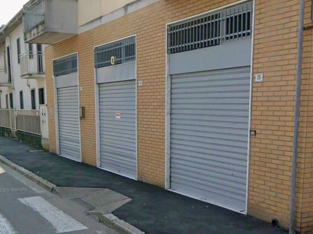 negozio in affitto a Busto Arsizio