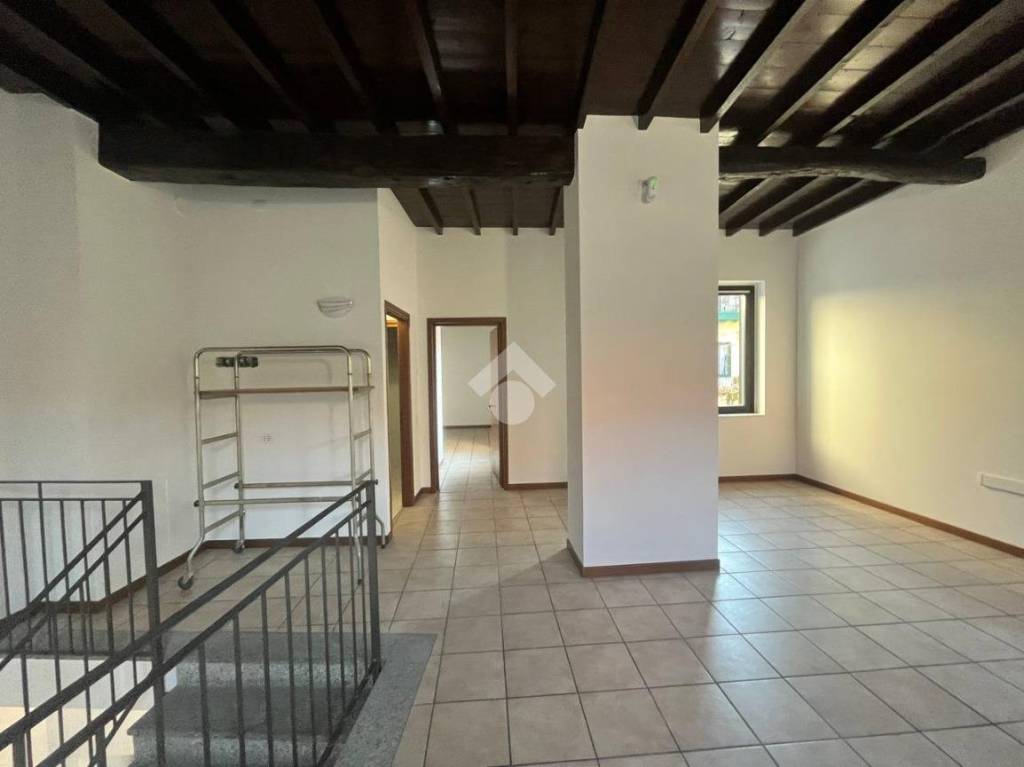 ufficio in affitto a Busto Arsizio