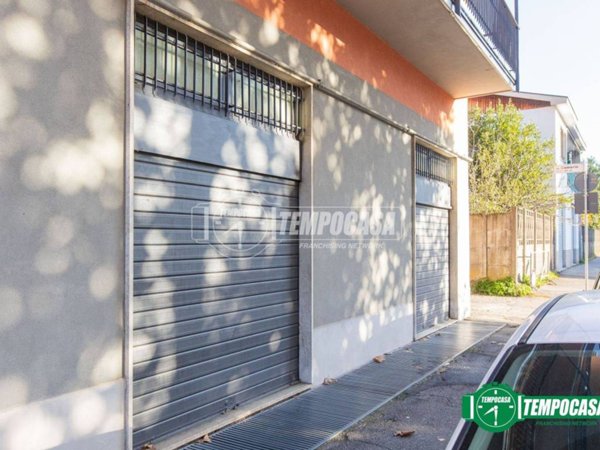 negozio in affitto a Busto Arsizio