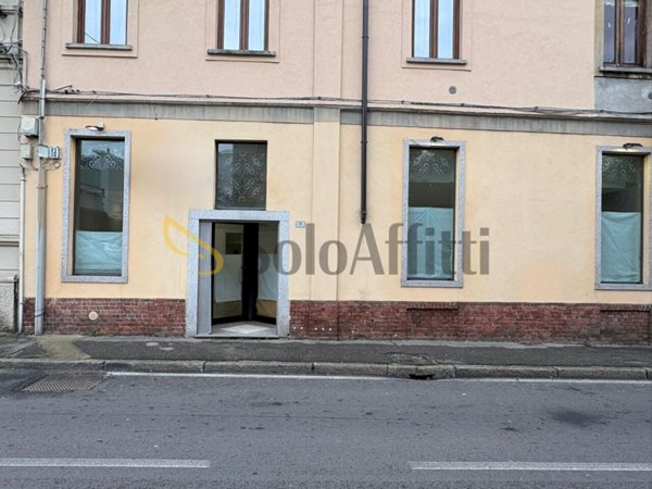 negozio in affitto a Busto Arsizio