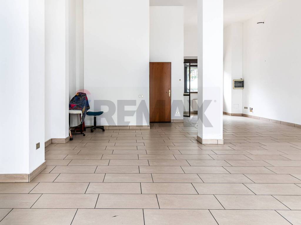 negozio in affitto a Busto Arsizio