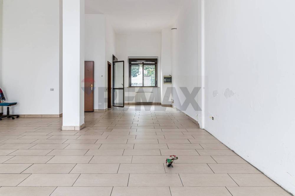 negozio in affitto a Busto Arsizio