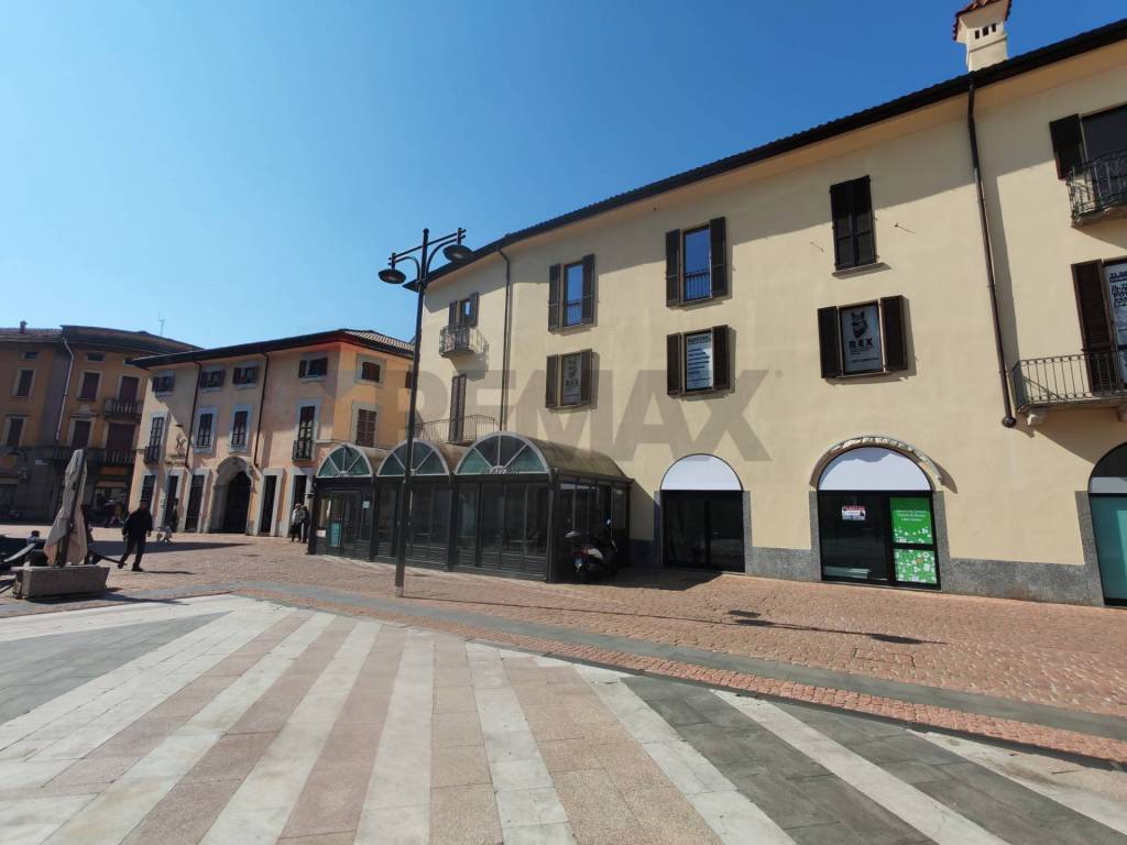negozio in affitto a Busto Arsizio