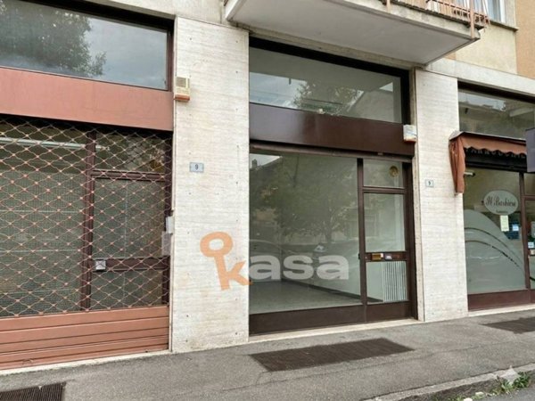 negozio in affitto a Busto Arsizio