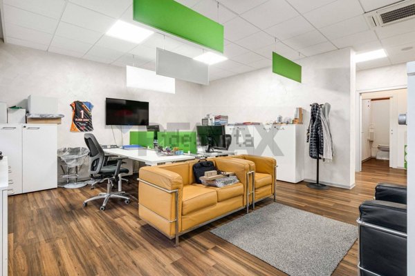 ufficio in affitto a Busto Arsizio