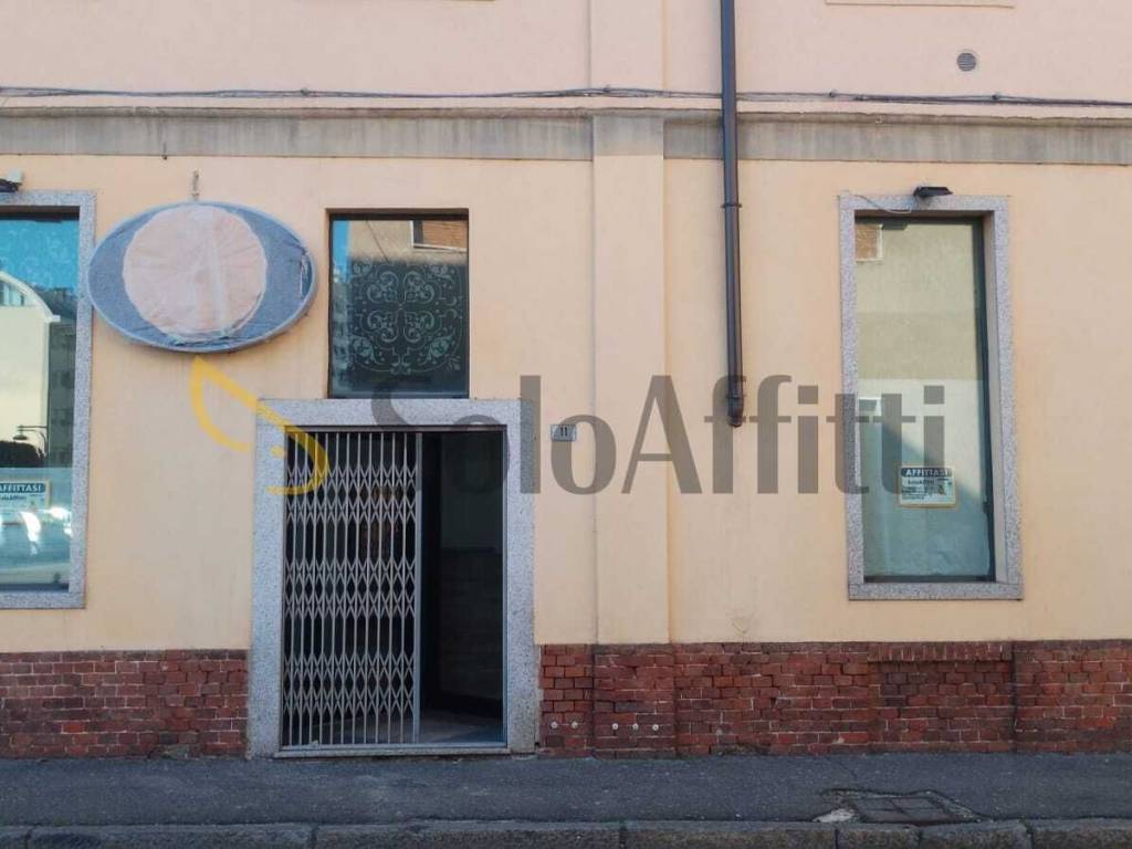 negozio in affitto a Busto Arsizio