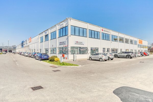 ufficio in affitto a Busto Arsizio