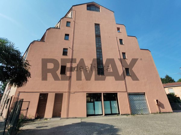 negozio in affitto a Busto Arsizio