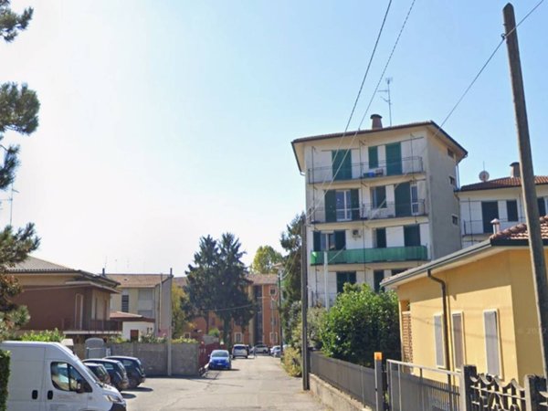 negozio in affitto a Busto Arsizio in zona Borsano