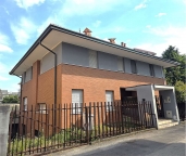 casa indipendente in affitto a Busto Arsizio