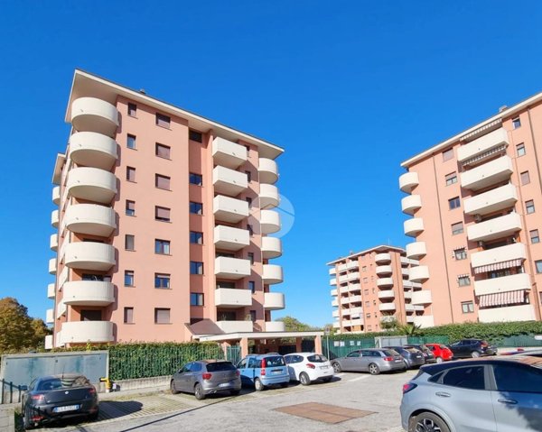 box auto in affitto a Busto Arsizio