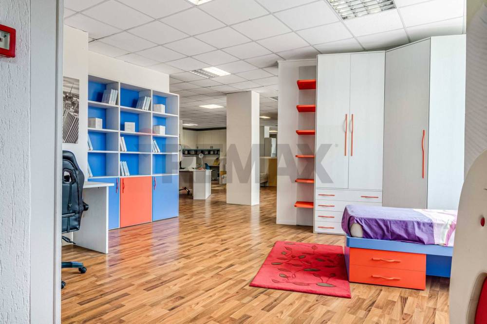 locale commerciale in affitto a Busto Arsizio