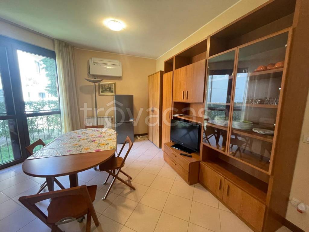 appartamento in affitto a Cairate in zona Bolladello