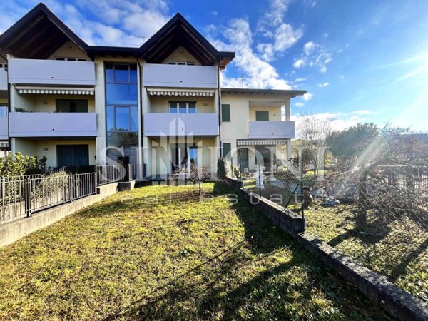 appartamento in affitto a Cantello in zona Gaggiolo