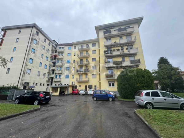 appartamento in affitto a Cantello